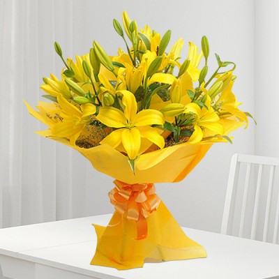 10 Yellow Oriental Lily Bunch
